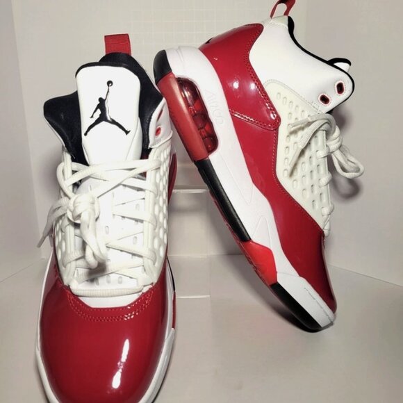 Air Jordan Maxin 200 White Gym Red sz 9 (Factory Defect) main image 12